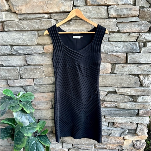 Calvin Klein Bodycon LBD Sleeveless Dress Black Side Zip Stretch Ribbed Party - Picture 3 of 8